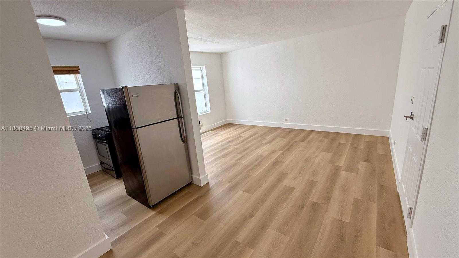 Small Image of 7334 HARDING AVE #3, Miami Beach Number 7