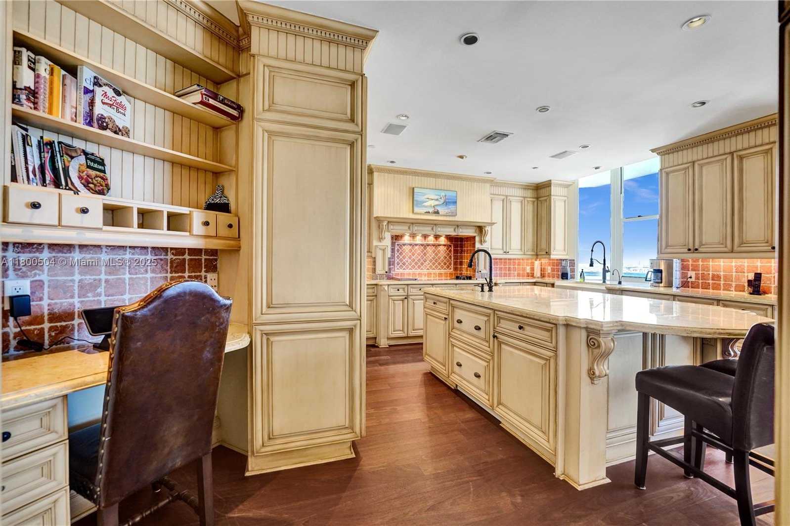 Small Image of 6051 NORTH OCEAN DR #PH5, Hollywood Number 11
