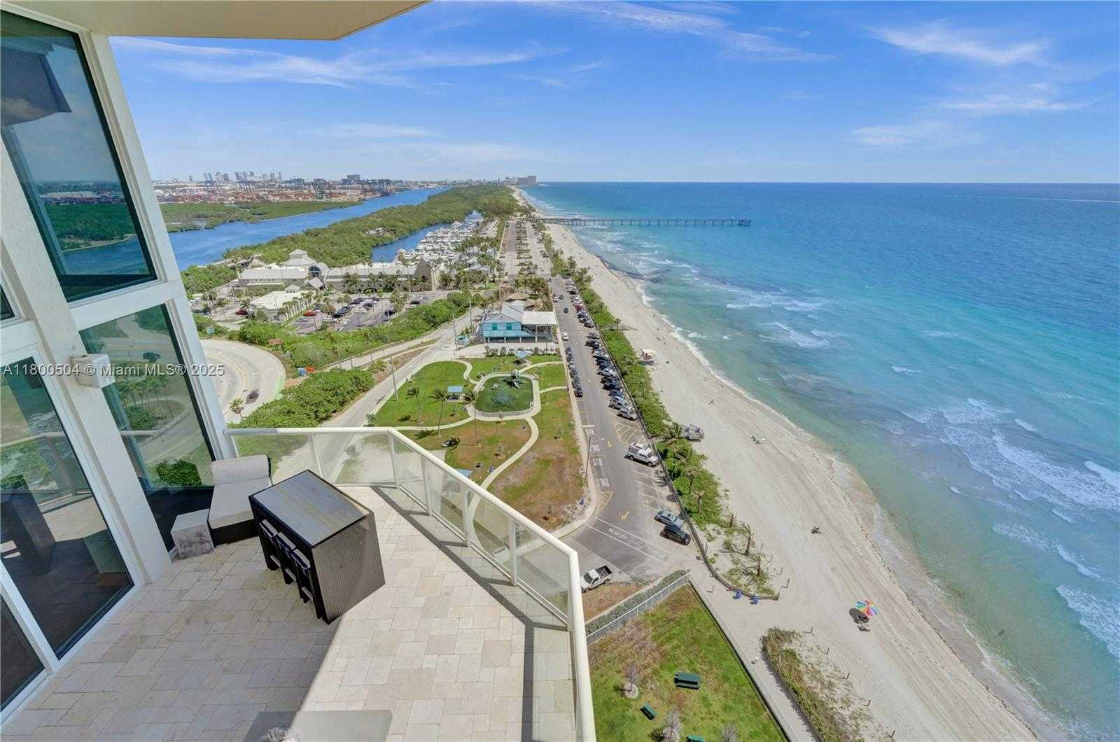 Small Image of 6051 NORTH OCEAN DR #PH5, Hollywood Number 40