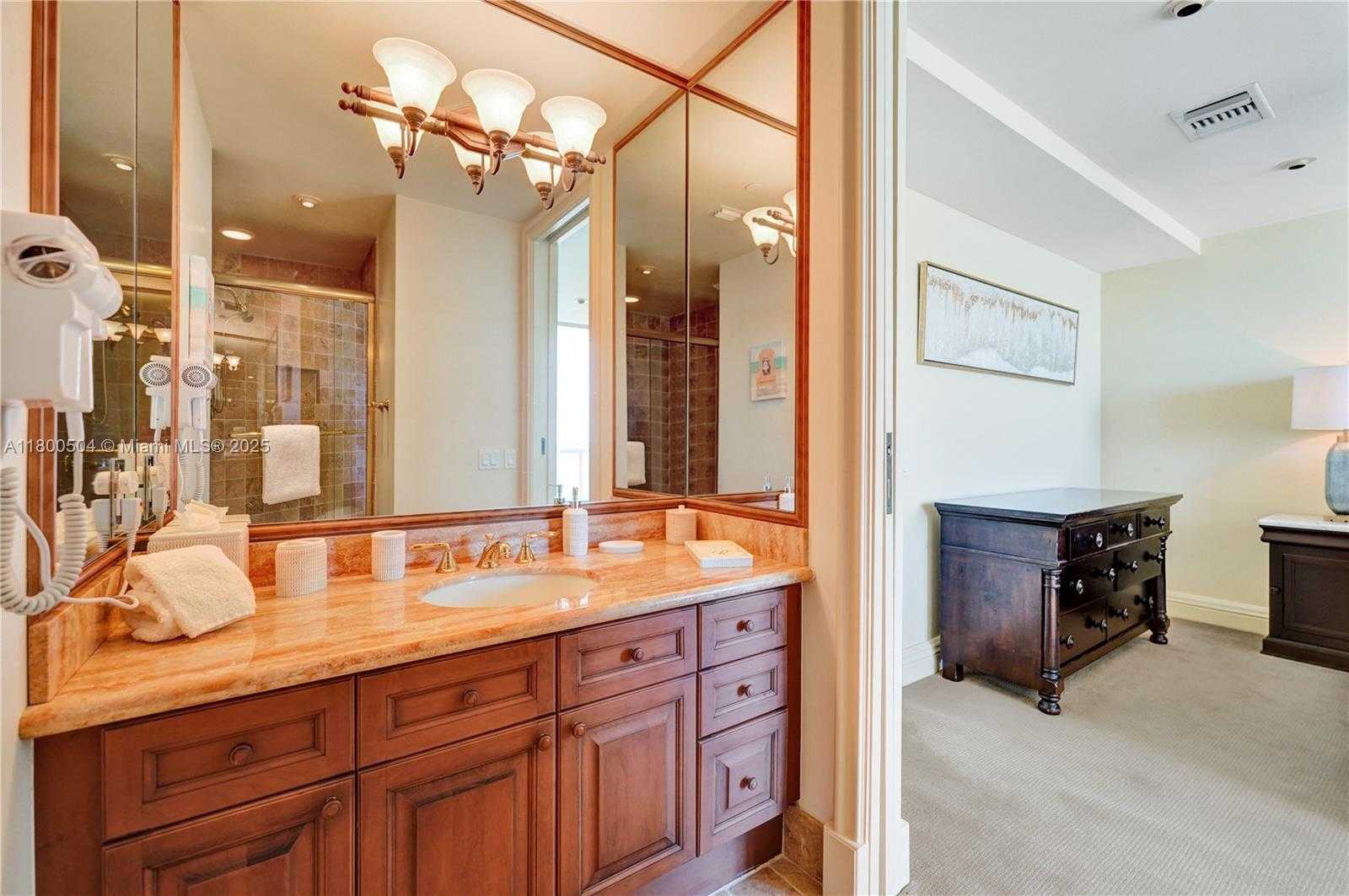 Small Image of 6051 NORTH OCEAN DR #PH5, Hollywood Number 63