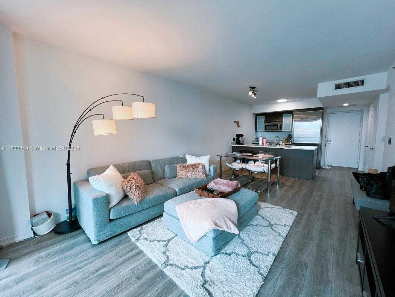 Small Image of 55 SOUTH EAST 6TH ST #2304, Miami Number 3