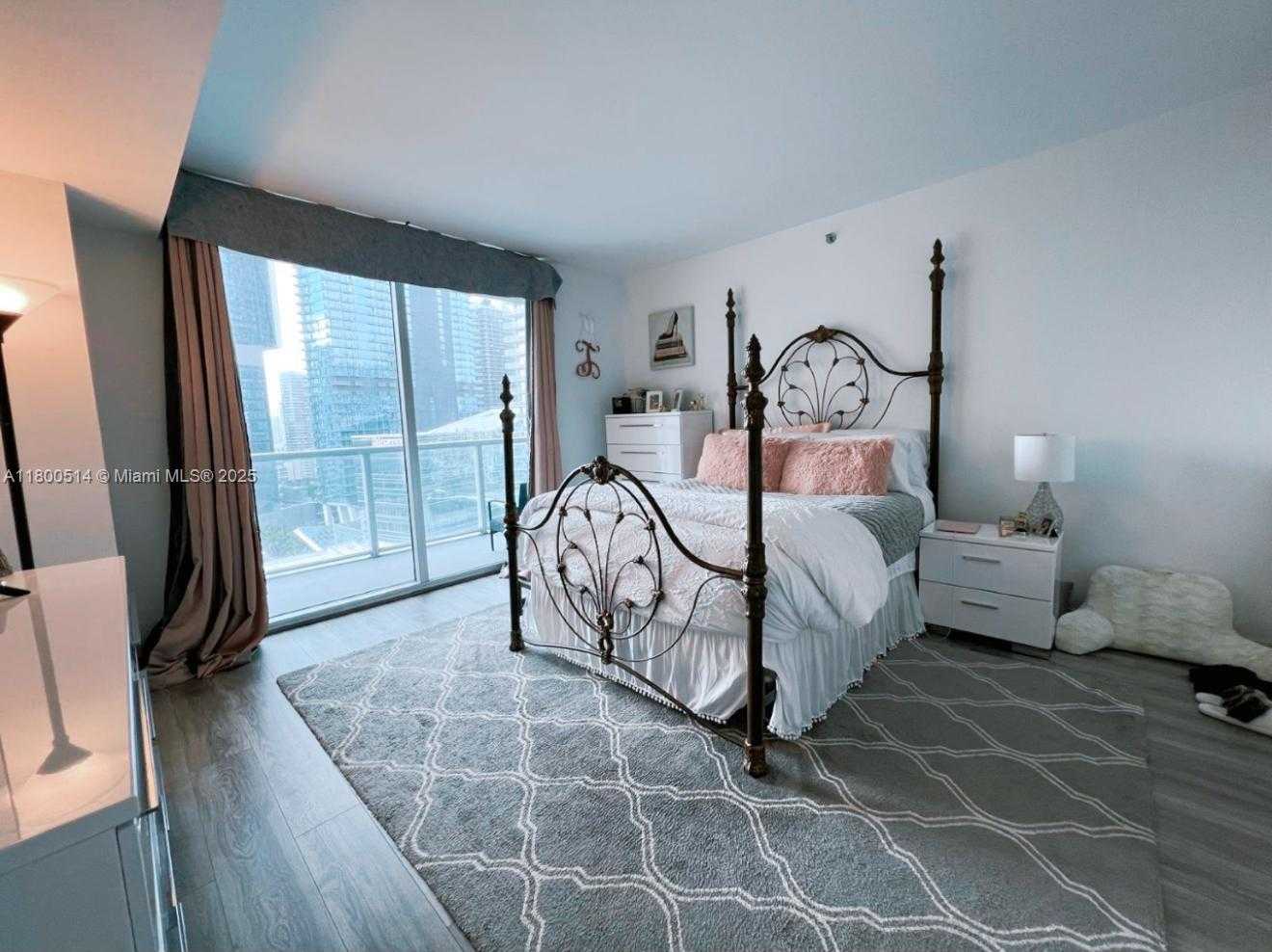 Small Image of 55 SOUTH EAST 6TH ST #2304, Miami Number 8