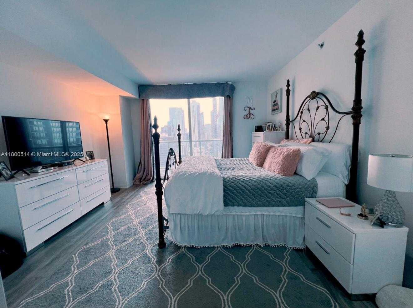 Small Image of 55 SOUTH EAST 6TH ST #2304, Miami Number 9