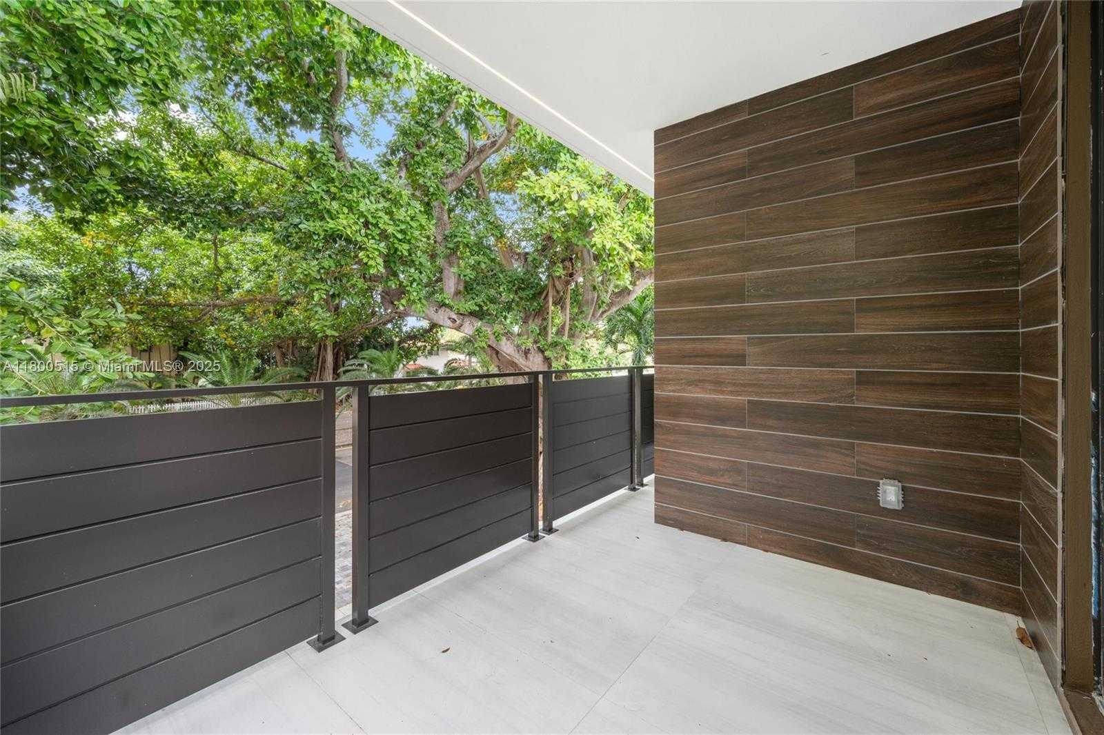 Small Image of 3637 SOUTH WEST 3RD AVE #RIGHT, Miami Number 20