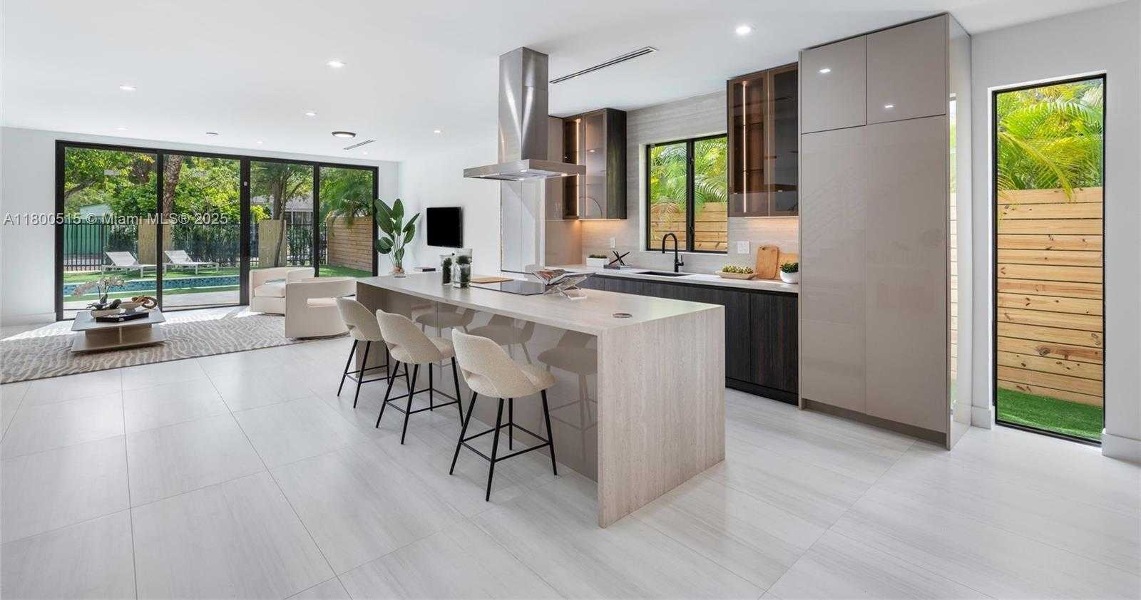 Small Image of 3637 SOUTH WEST 3RD AVE #RIGHT, Miami Number 5