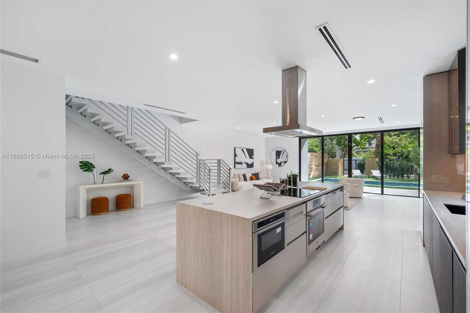 Small Image of 3637 SOUTH WEST 3RD AVE #RIGHT, Miami Number 6