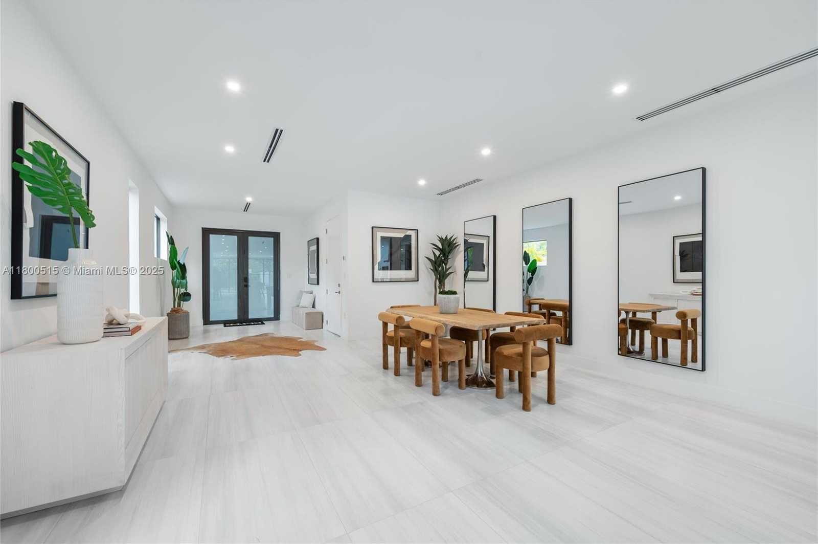 Small Image of 3637 SOUTH WEST 3RD AVE #RIGHT, Miami Number 8