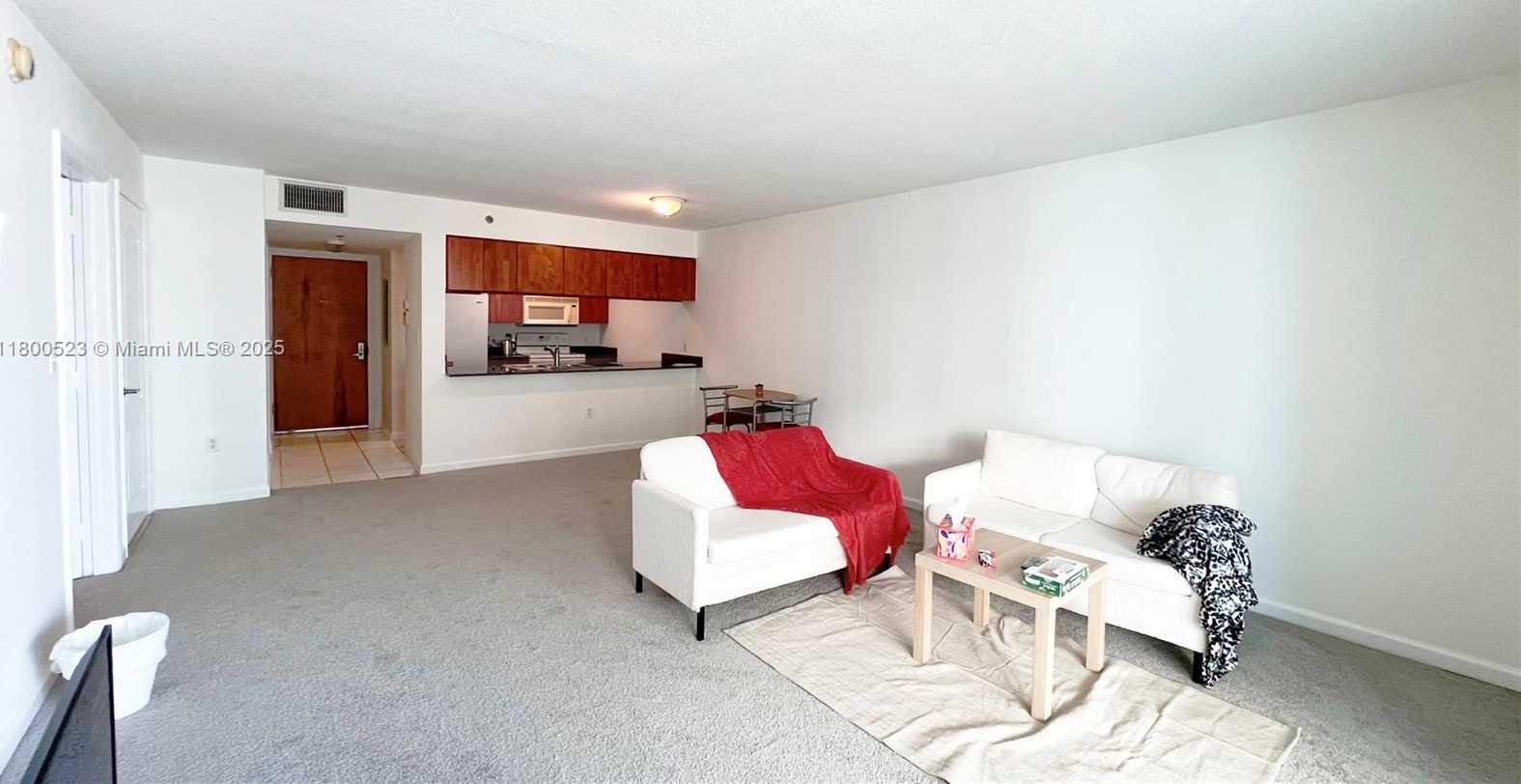 Small Image of 1200 BRICKELL BAY DR #2814, Miami Number 6