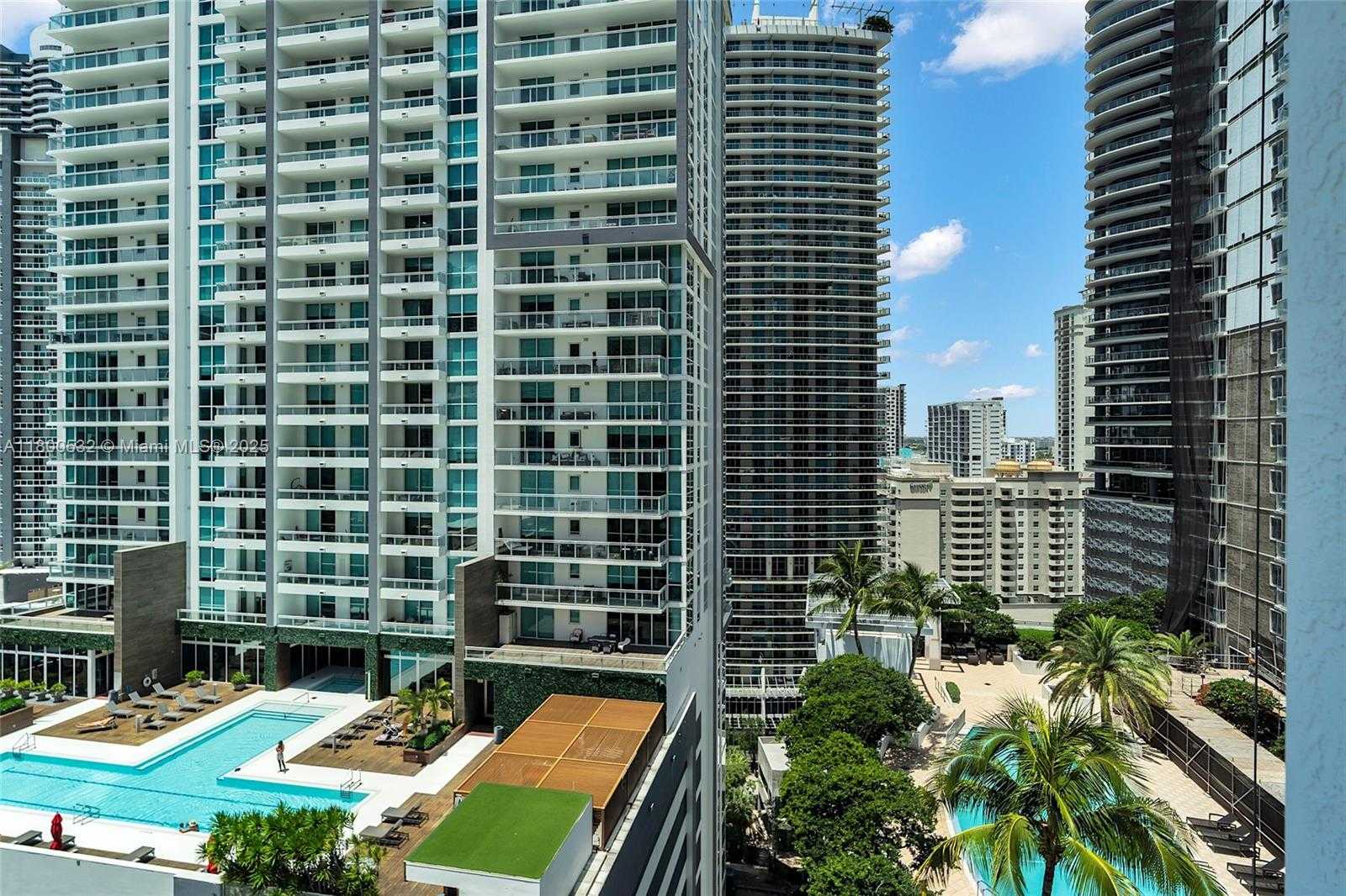 Small Image of 1060 BRICKELL AVE #1811, Miami Number 38