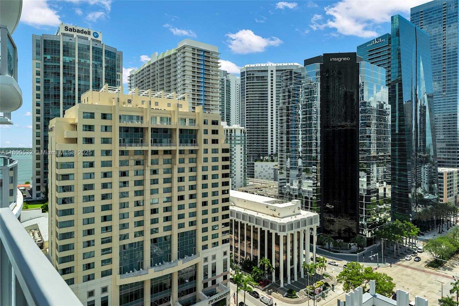 Small Image of 1060 BRICKELL AVE #1811, Miami Number 39