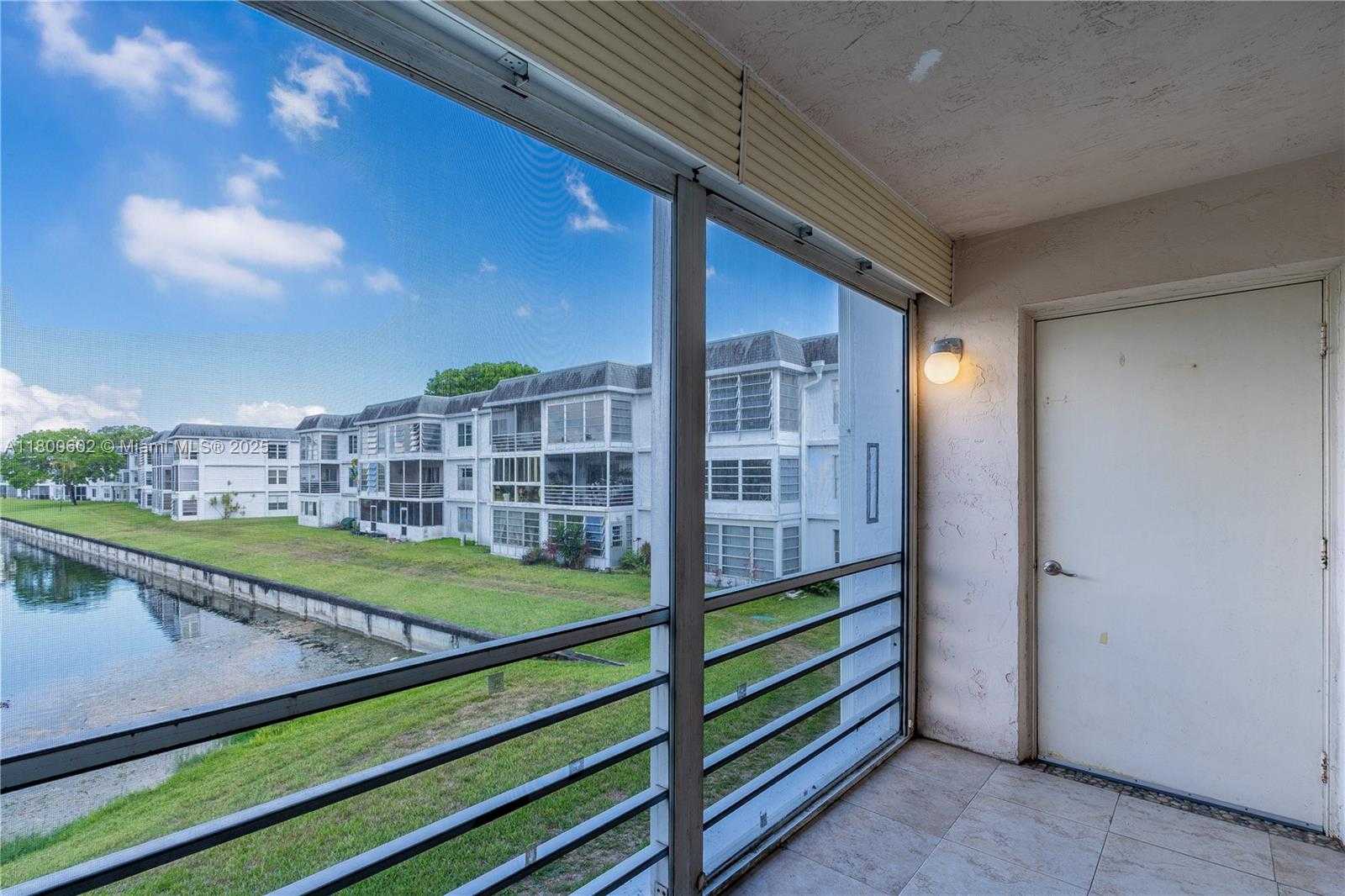 Small Image of 8205 NORTH WEST 61ST ST #B209, Tamarac Number 7