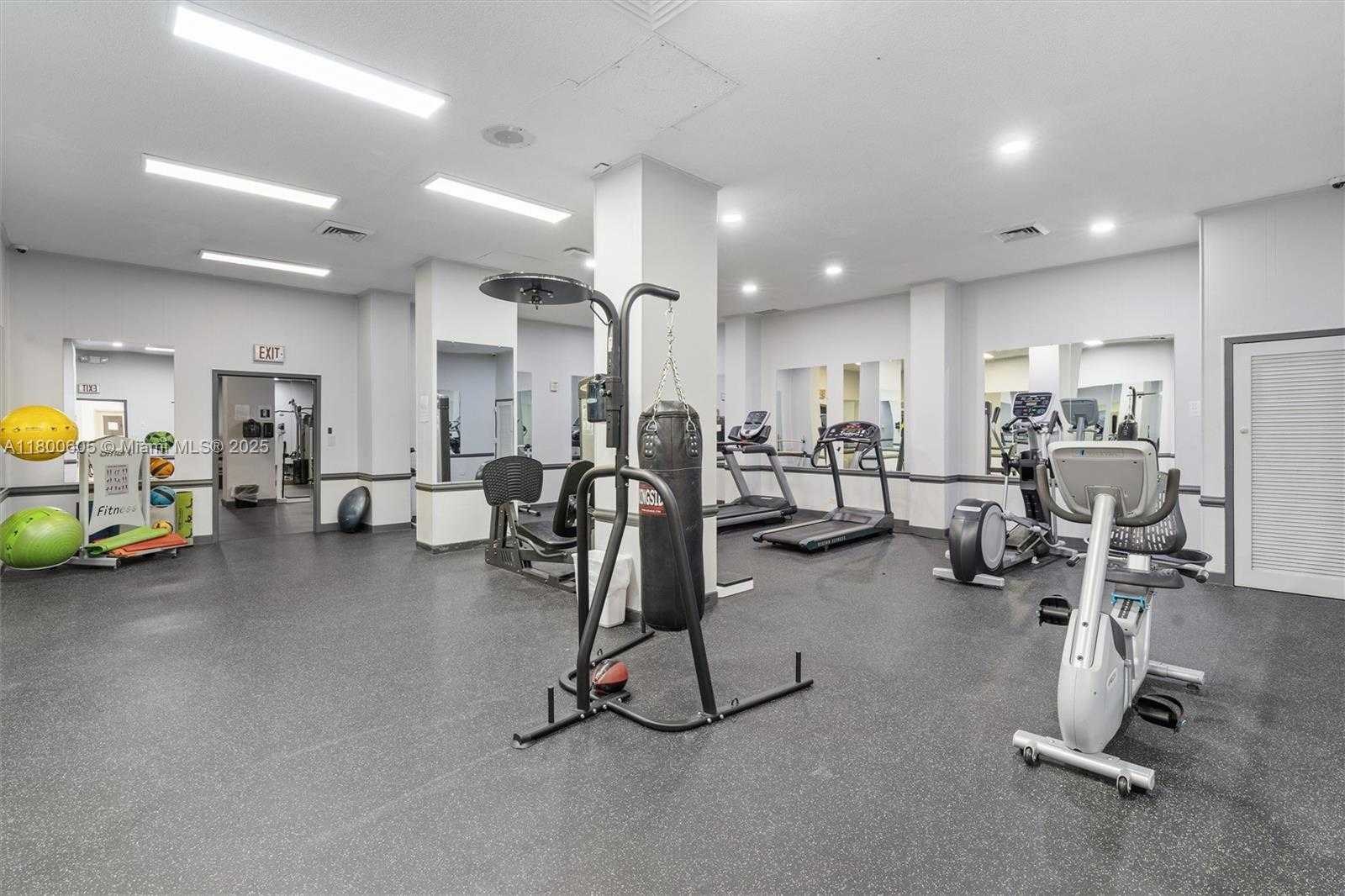 Small Image of 251 174TH ST #218, Sunny Isles Beach Number 28