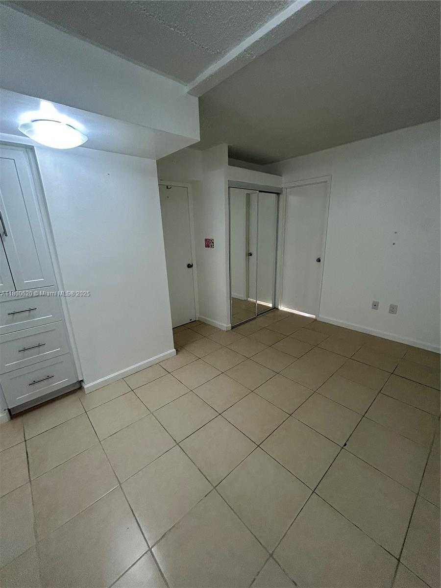 Small Image of 4675 WEST 18TH CT #806, Hialeah Number 7