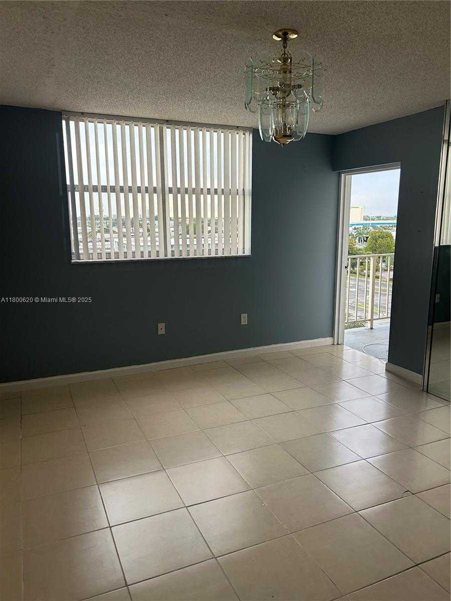 Small Image of 4675 WEST 18TH CT #806, Hialeah Number 9
