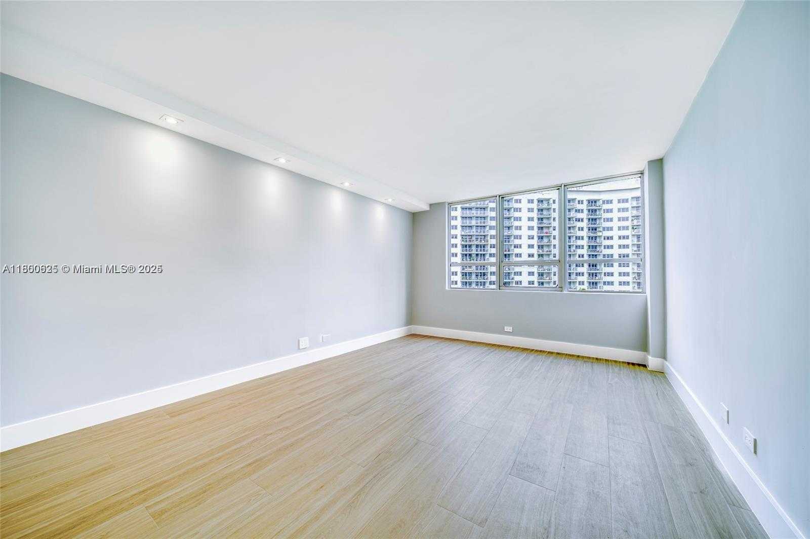 Small Image of 1500 BAY RD #648S, Miami Beach Number 10