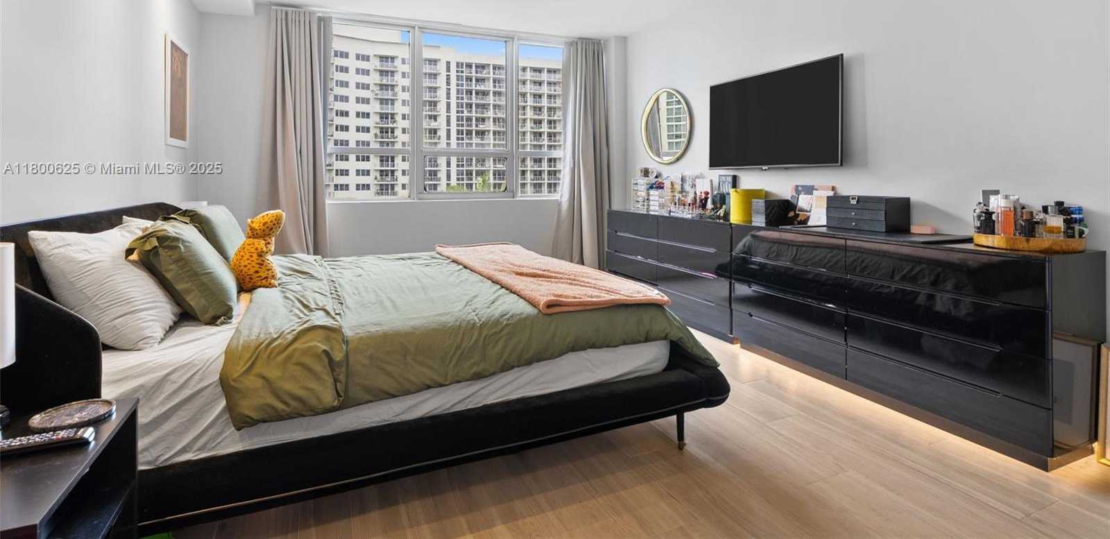 Small Image of 1500 BAY RD #648S, Miami Beach Number 17