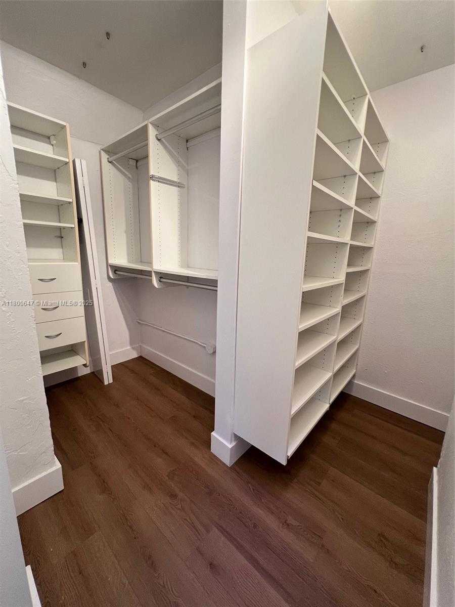 Small Image of 1605 LENOX AVE #1605-9, Miami Beach Number 12