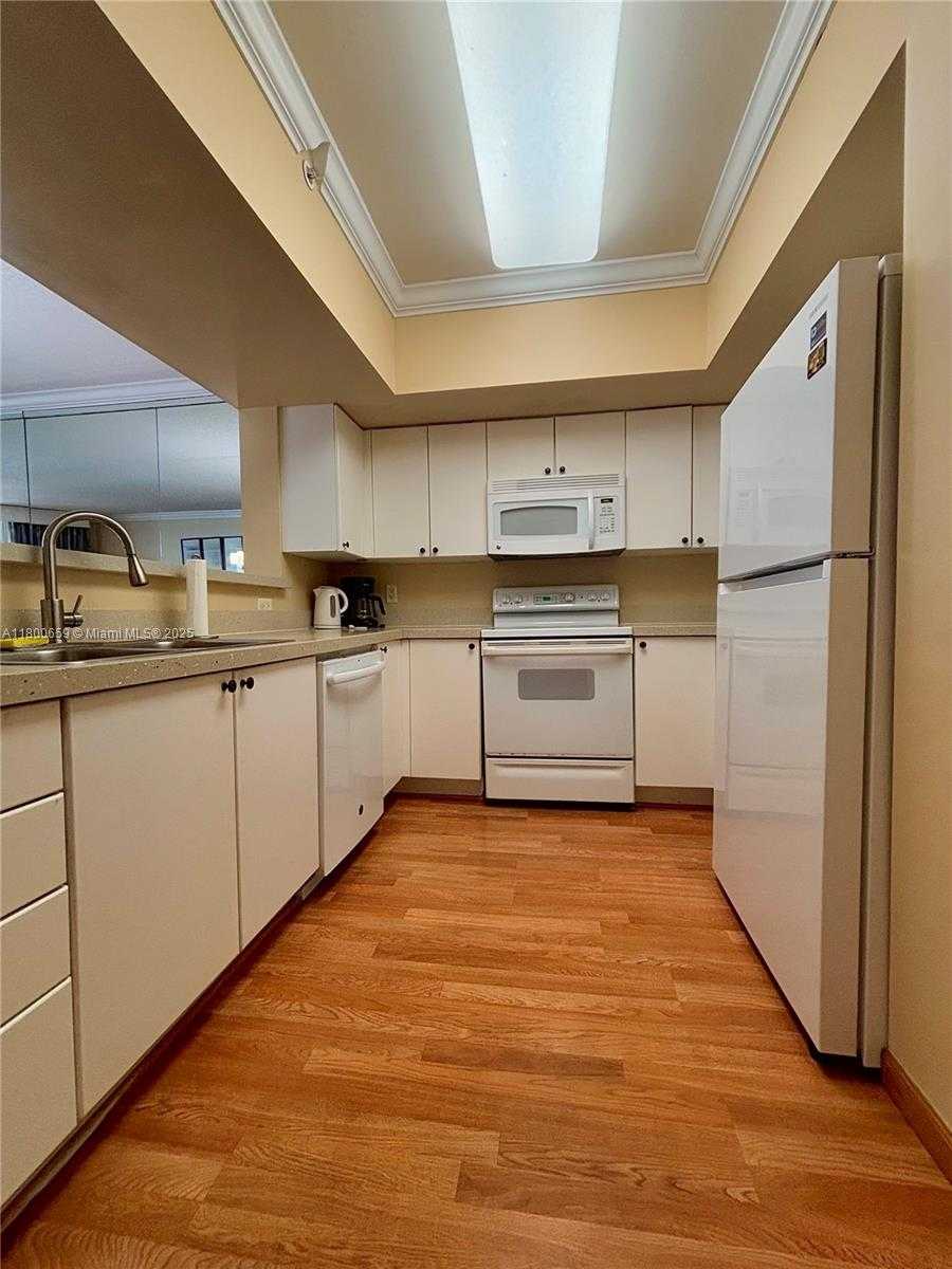 Small Image of 17375 COLLINS AVE #1704, Sunny Isles Beach Number 13