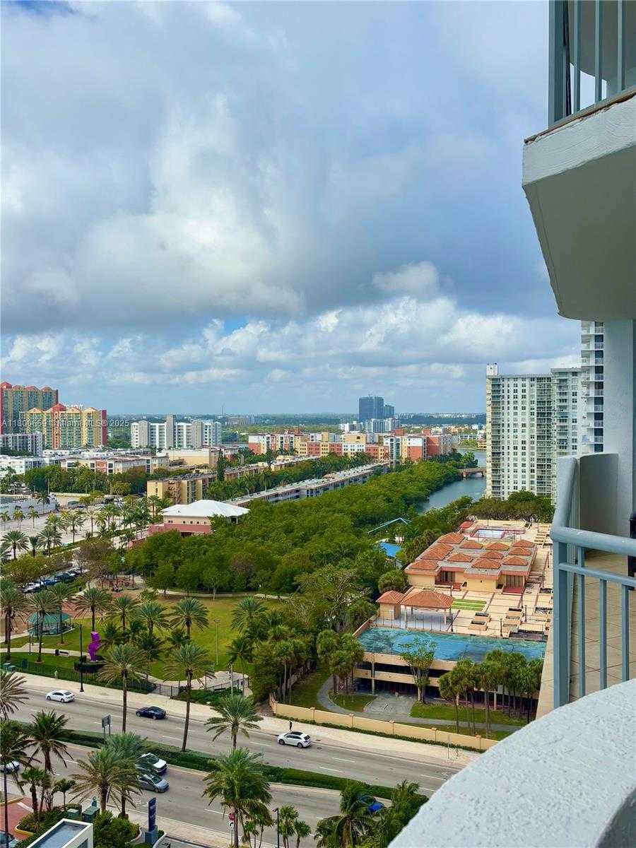 Small Image of 17375 COLLINS AVE #1704, Sunny Isles Beach Number 5