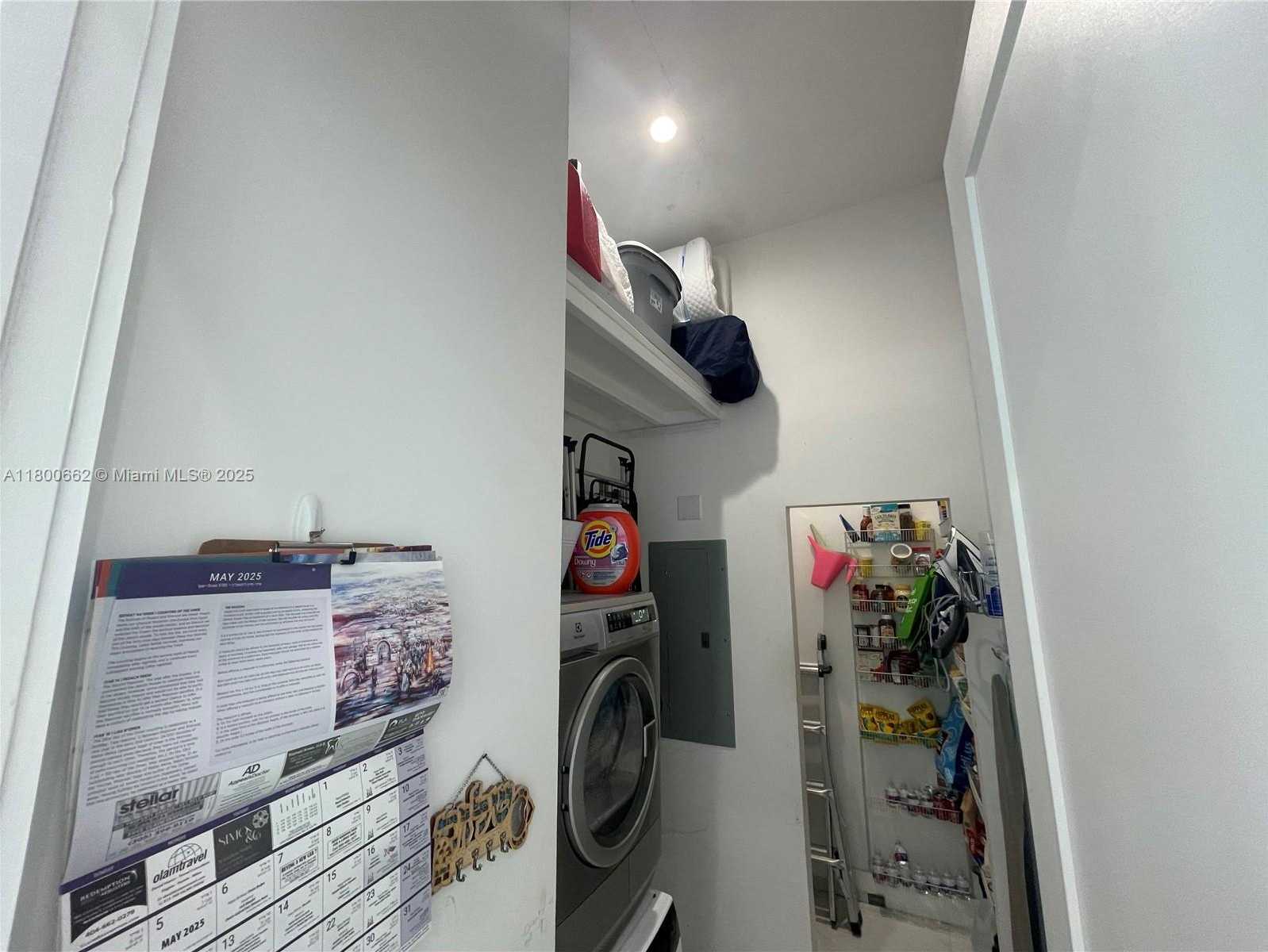 Small Image of 2751 #208N, Hollywood Number 4