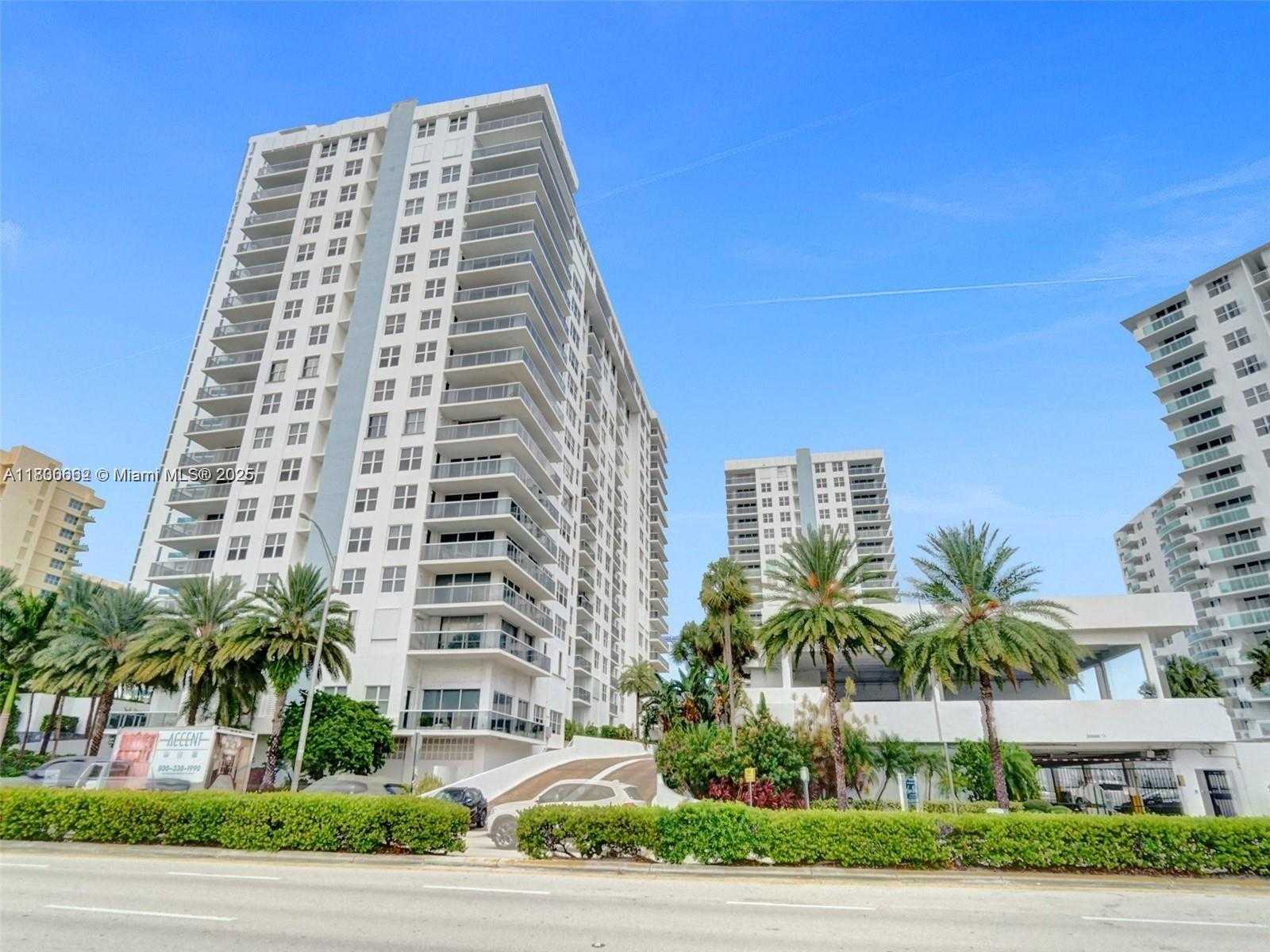 Small Image of 2751 #208N, Hollywood Number 47