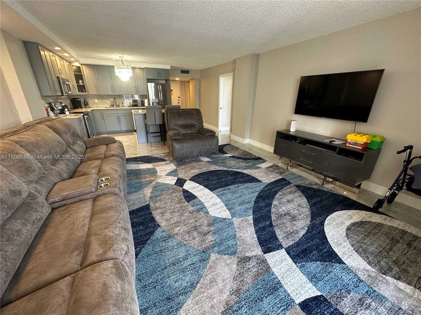 Small Image of 1865 SOUTH OCEAN DR #17C, Hallandale Beach Number 13