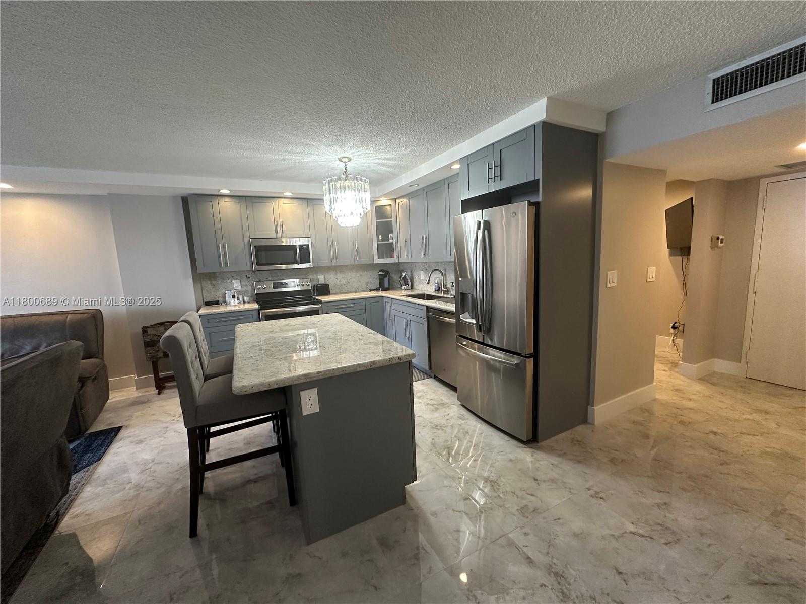 Small Image of 1865 SOUTH OCEAN DR #17C, Hallandale Beach Number 3