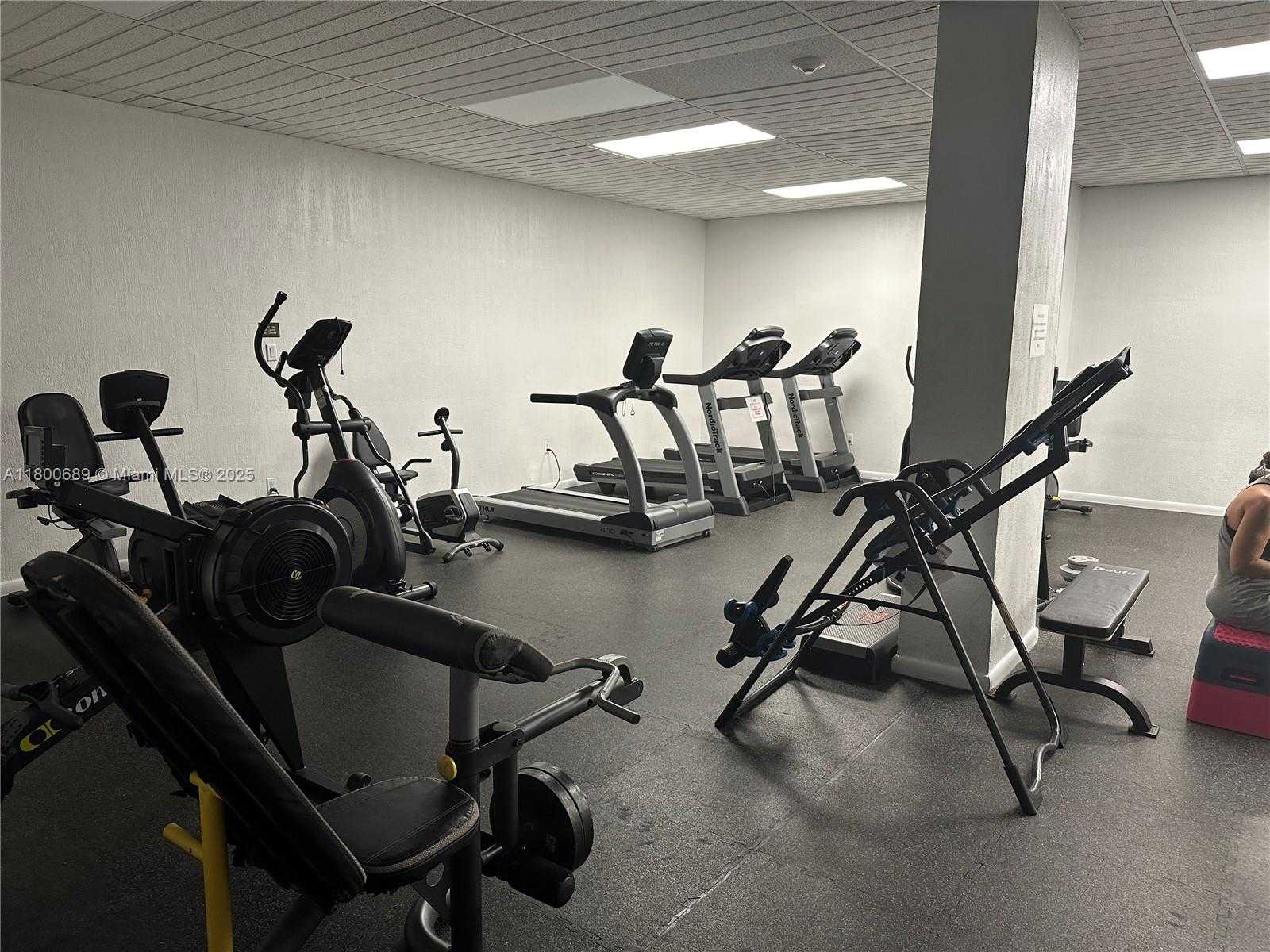 Small Image of 1865 SOUTH OCEAN DR #17C, Hallandale Beach Number 36