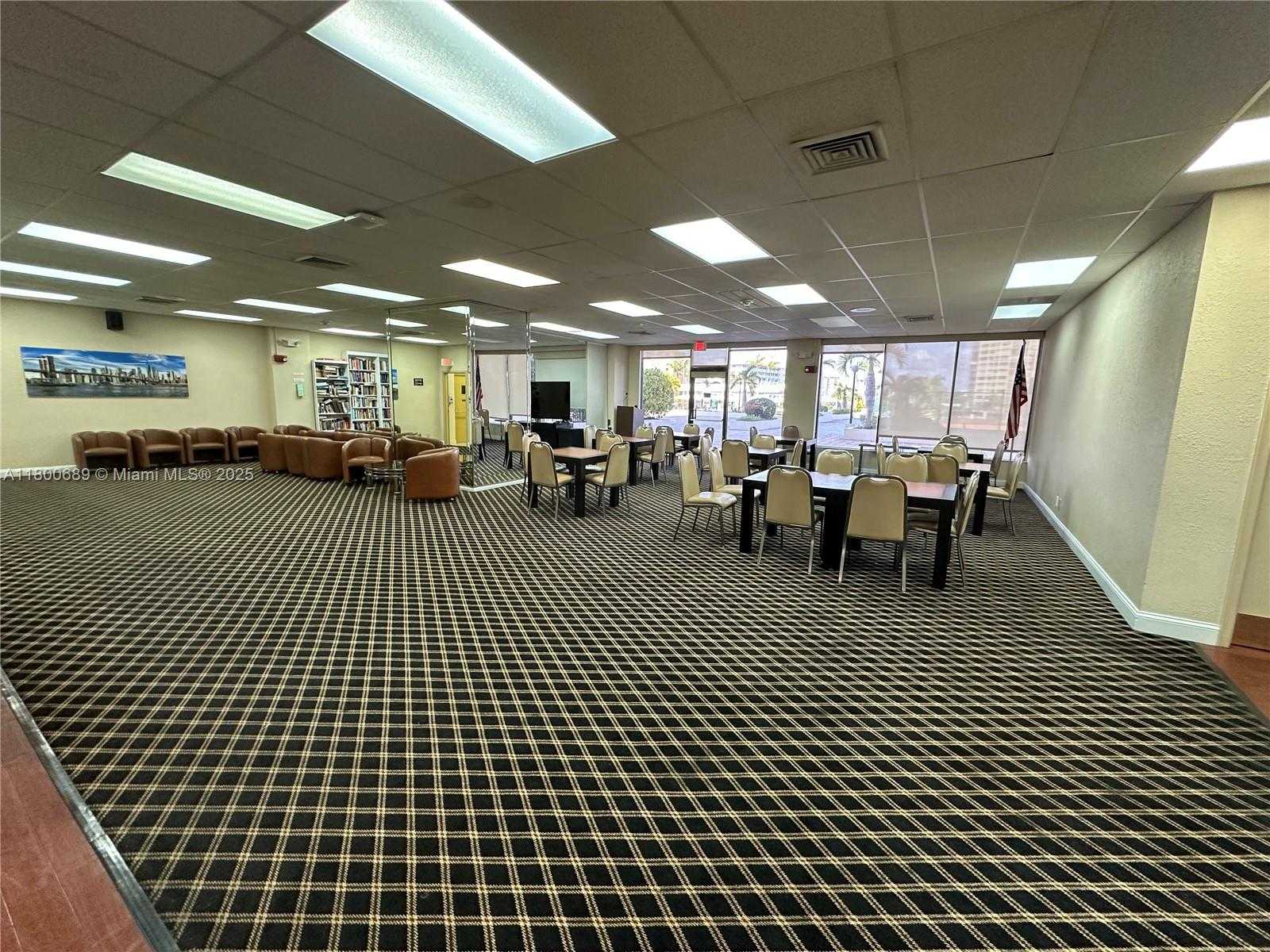 Small Image of 1865 SOUTH OCEAN DR #17C, Hallandale Beach Number 46