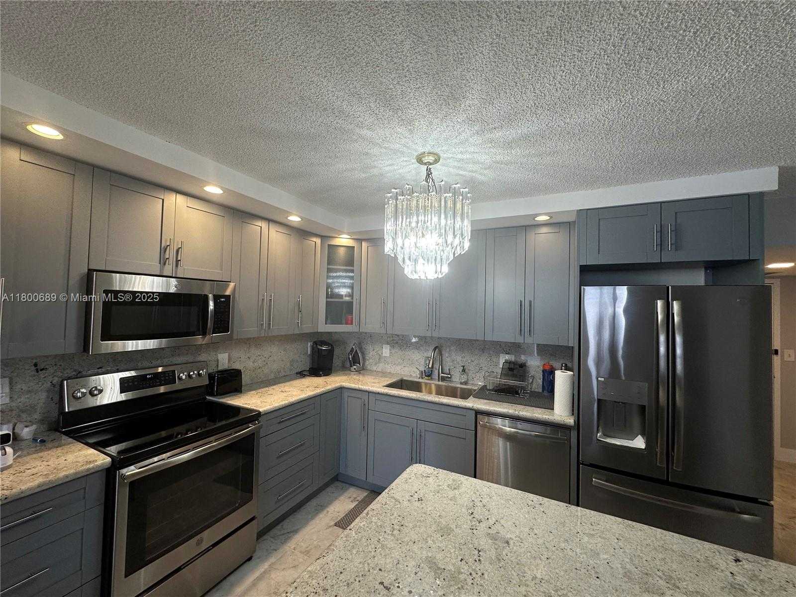 Small Image of 1865 SOUTH OCEAN DR #17C, Hallandale Beach Number 6