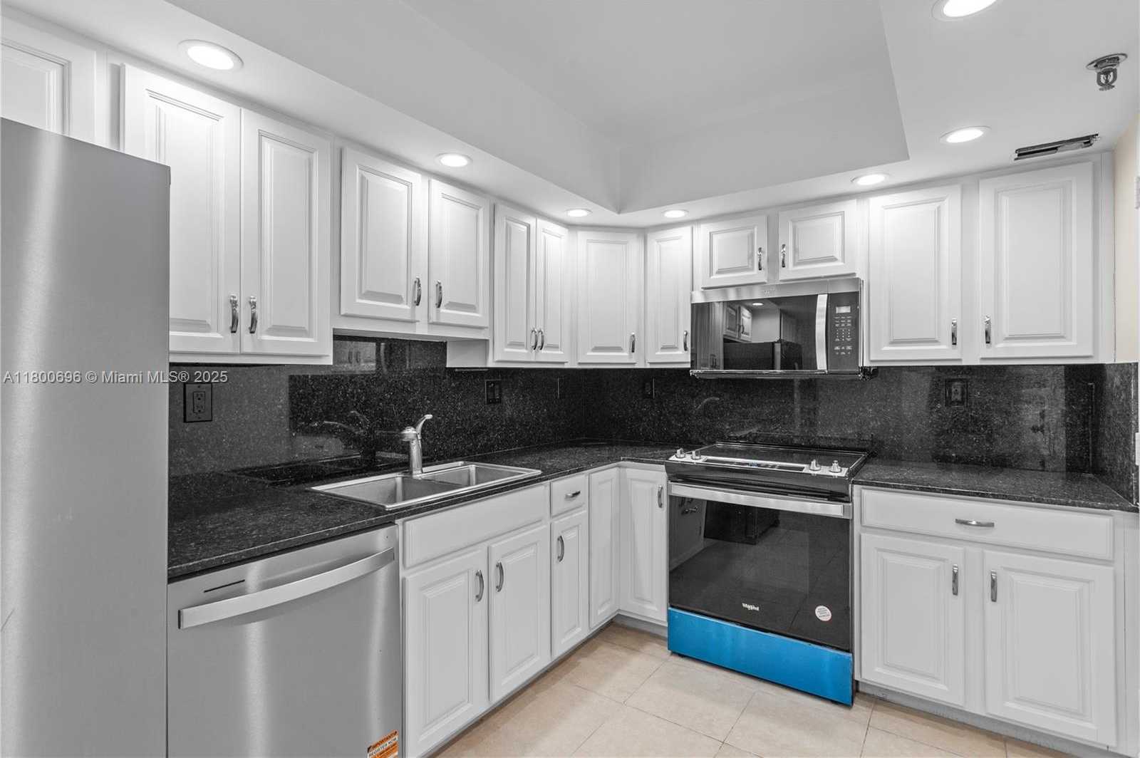 Small Image of 9511 COLLINS AVE #806, Surfside Number 14