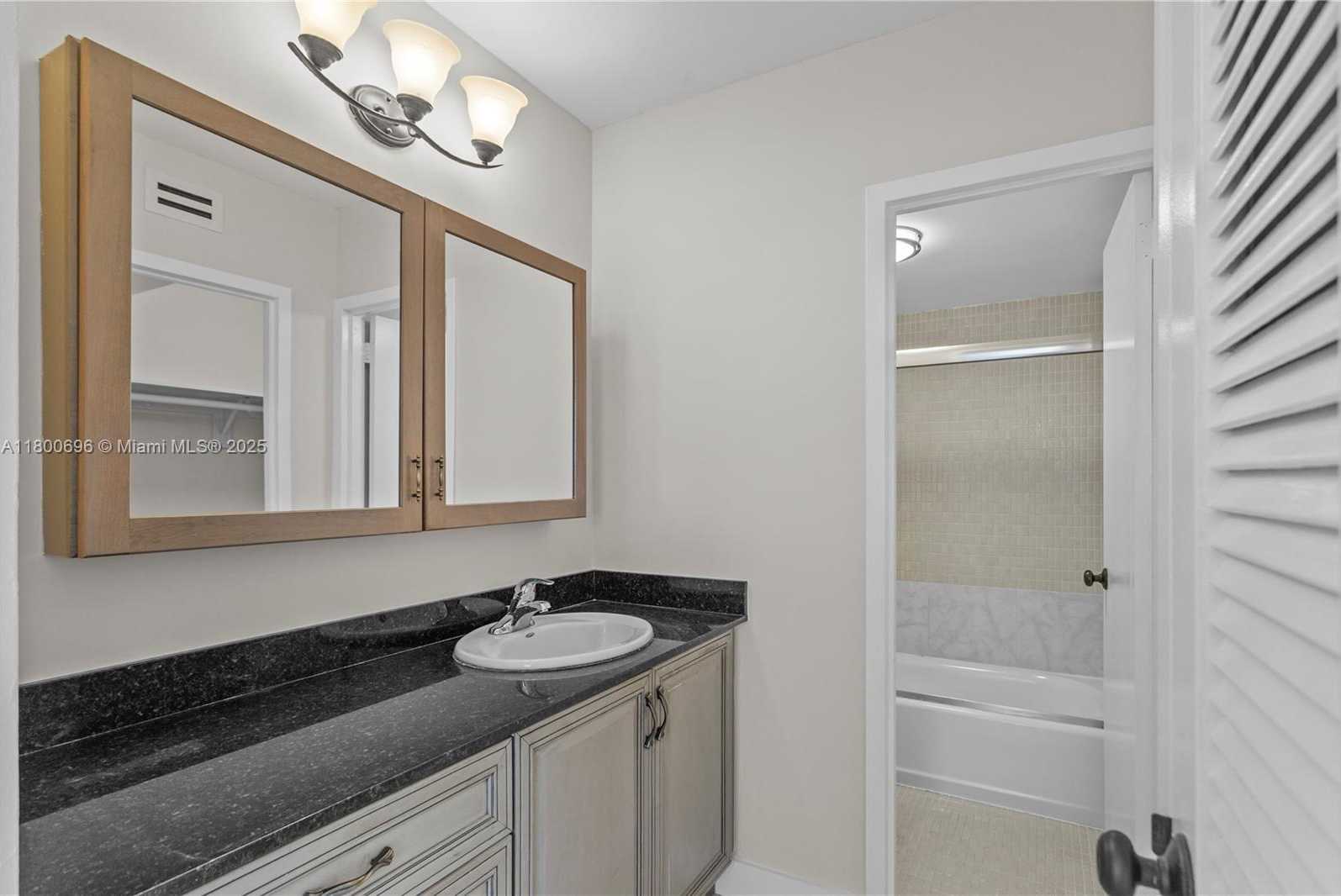 Small Image of 9511 COLLINS AVE #806, Surfside Number 21