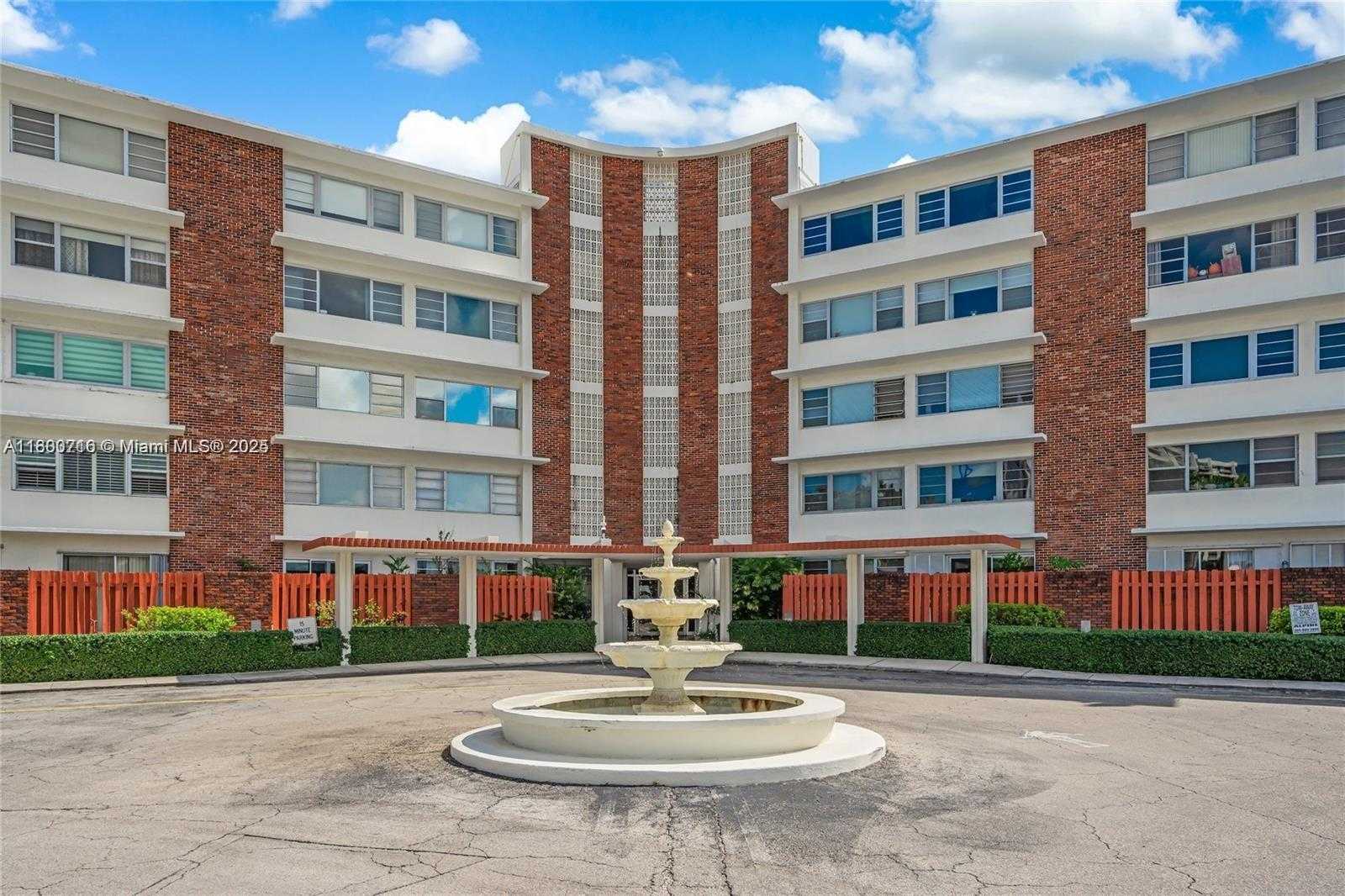Small Image of 1700 NORTH EAST 105TH ST #108, Miami Shores Number 21