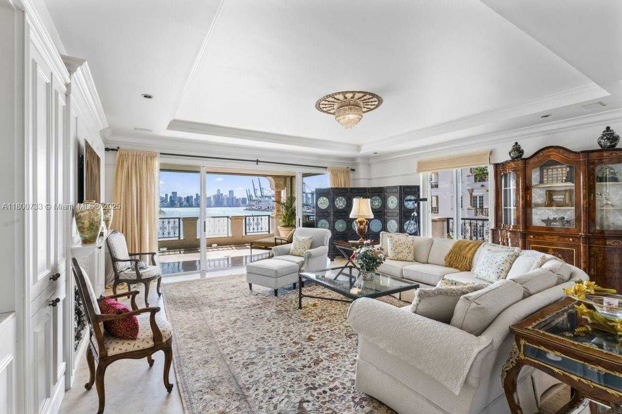 Small Image of 5266 FISHER ISLAND DR #5266, Miami Beach Number 11
