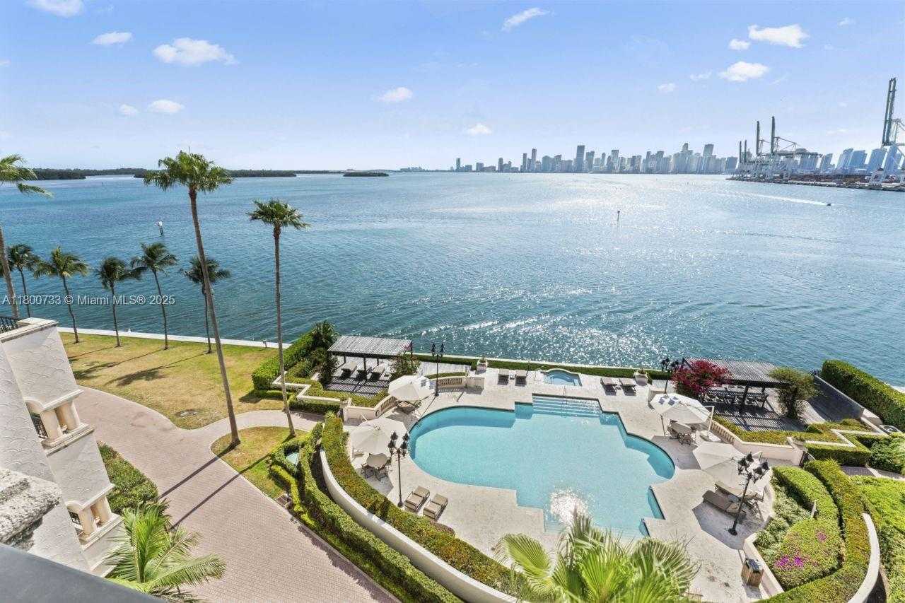 Small Image of 5266 FISHER ISLAND DR #5266, Miami Beach Number 17