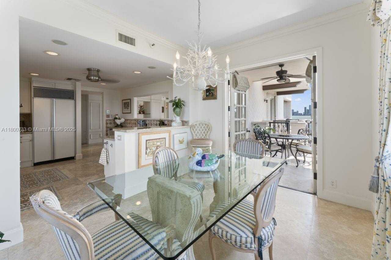 Small Image of 5266 FISHER ISLAND DR #5266, Miami Beach Number 30