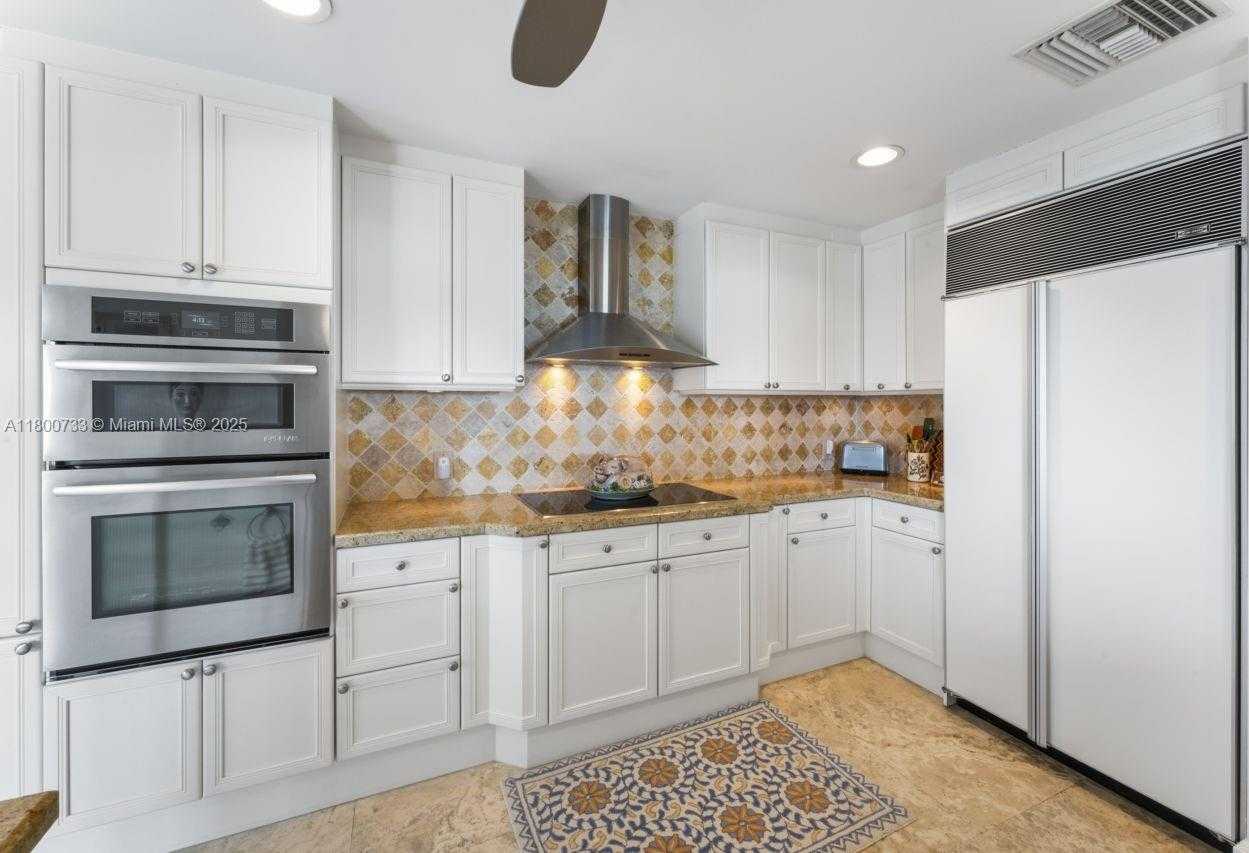 Small Image of 5266 FISHER ISLAND DR #5266, Miami Beach Number 33