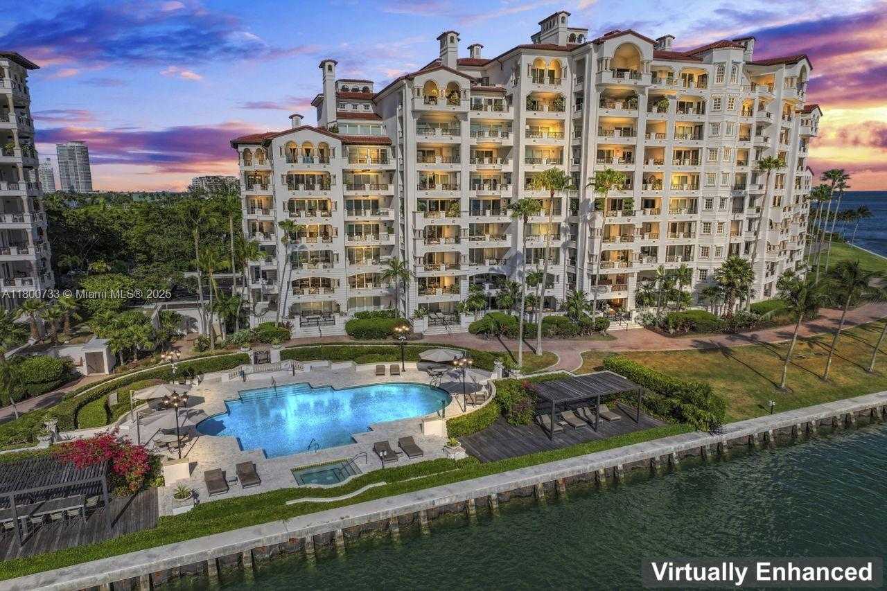 Small Image of 5266 FISHER ISLAND DR #5266, Miami Beach Number 4