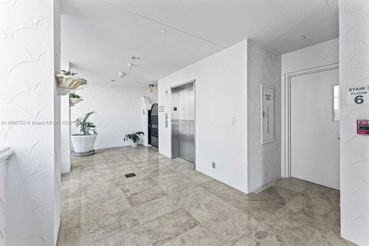 Small Image of 5266 FISHER ISLAND DR #5266, Miami Beach Number 40