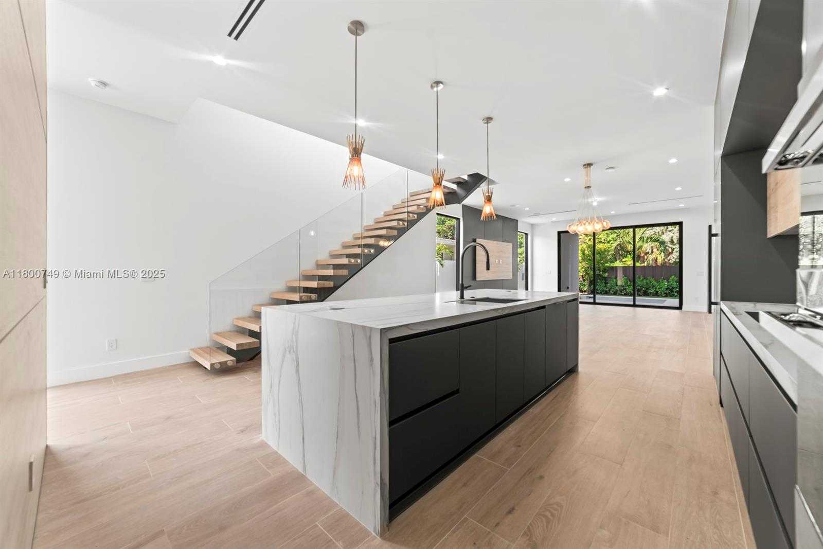 Small Image of 1812 MIAMI RD, Fort Lauderdale Number 10