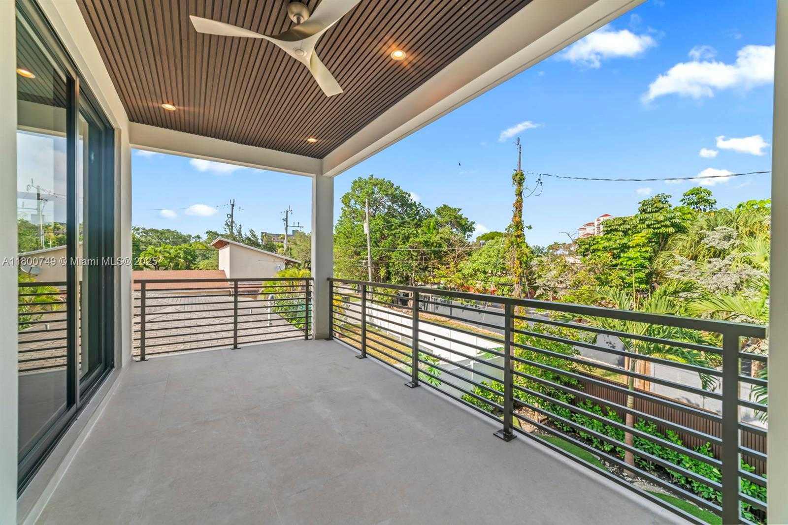 Small Image of 1812 MIAMI RD, Fort Lauderdale Number 21