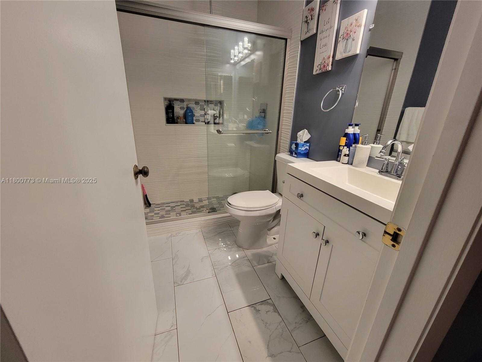 Small Image of 1025 GREEN PINE BLVD #B, West Palm Beach Number 26