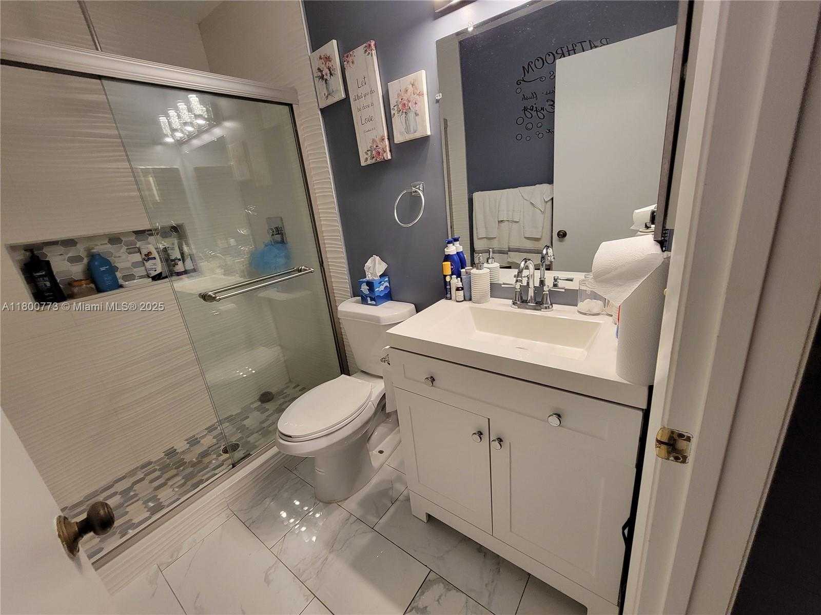 Small Image of 1025 GREEN PINE BLVD #B, West Palm Beach Number 27