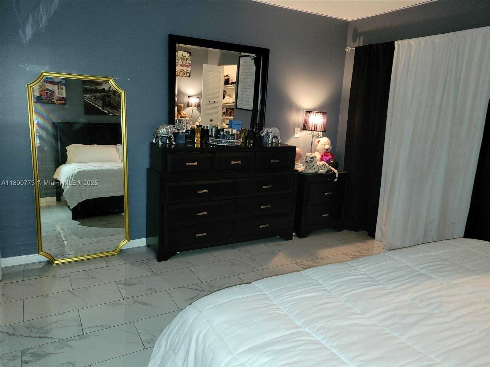 Small Image of 1025 GREEN PINE BLVD #B, West Palm Beach Number 30