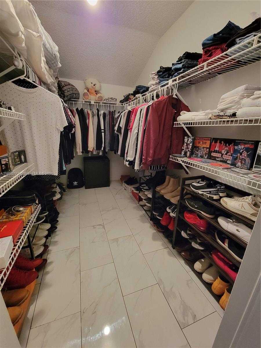 Small Image of 1025 GREEN PINE BLVD #B, West Palm Beach Number 32
