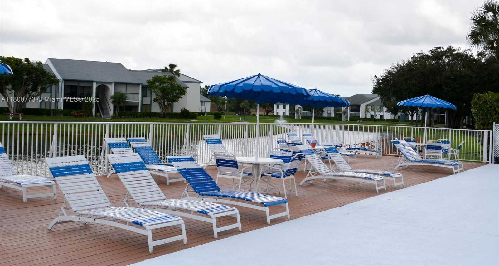 Small Image of 1025 GREEN PINE BLVD #B, West Palm Beach Number 44