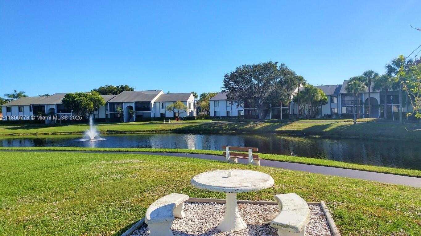 Small Image of 1025 GREEN PINE BLVD #B, West Palm Beach Number 49