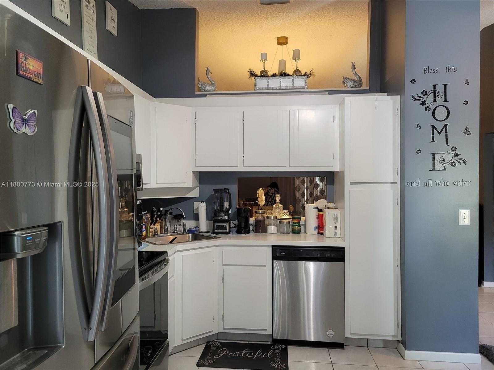 Small Image of 1025 GREEN PINE BLVD #B, West Palm Beach Number 6