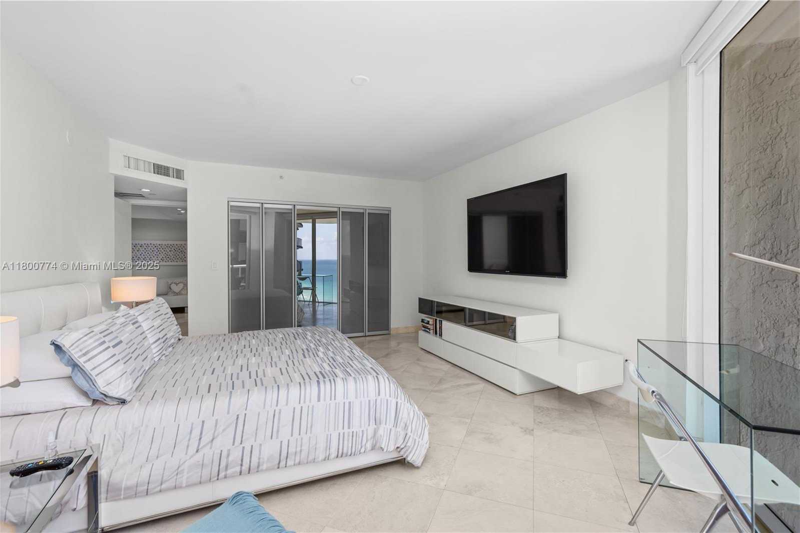 Small Image of 18671 COLLINS AVE #2903, Sunny Isles Beach Number 15