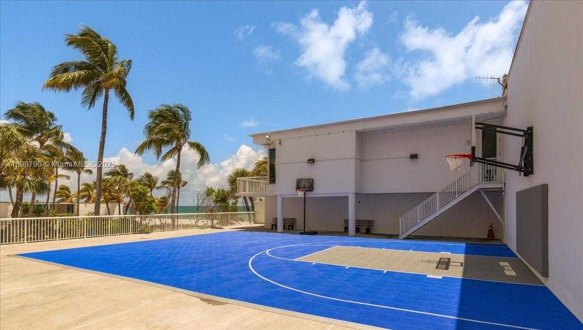 Small Image of 5401 COLLINS AVE #428, Miami Beach Number 20